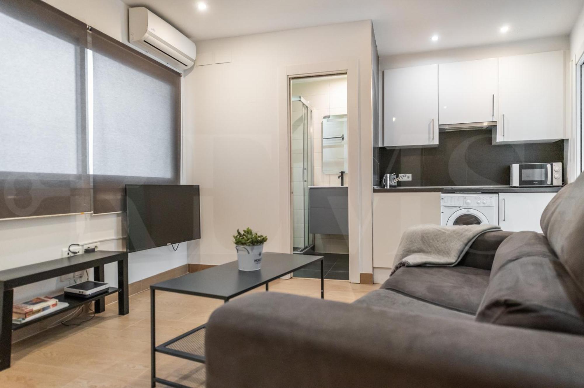 Minimalist In The Heart Of By Rems Lejlighed