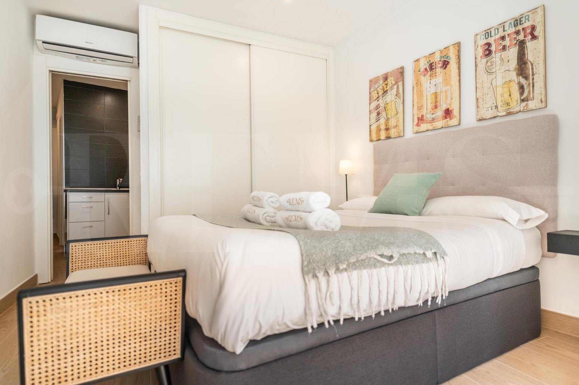 Lejlighed Minimalist In The Heart Of By Rems *